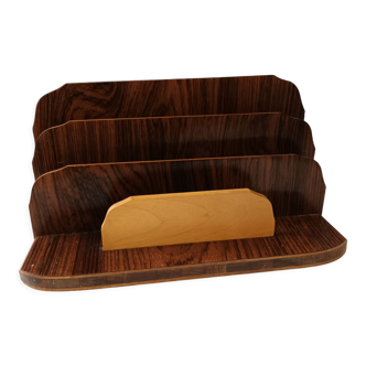Letter holder