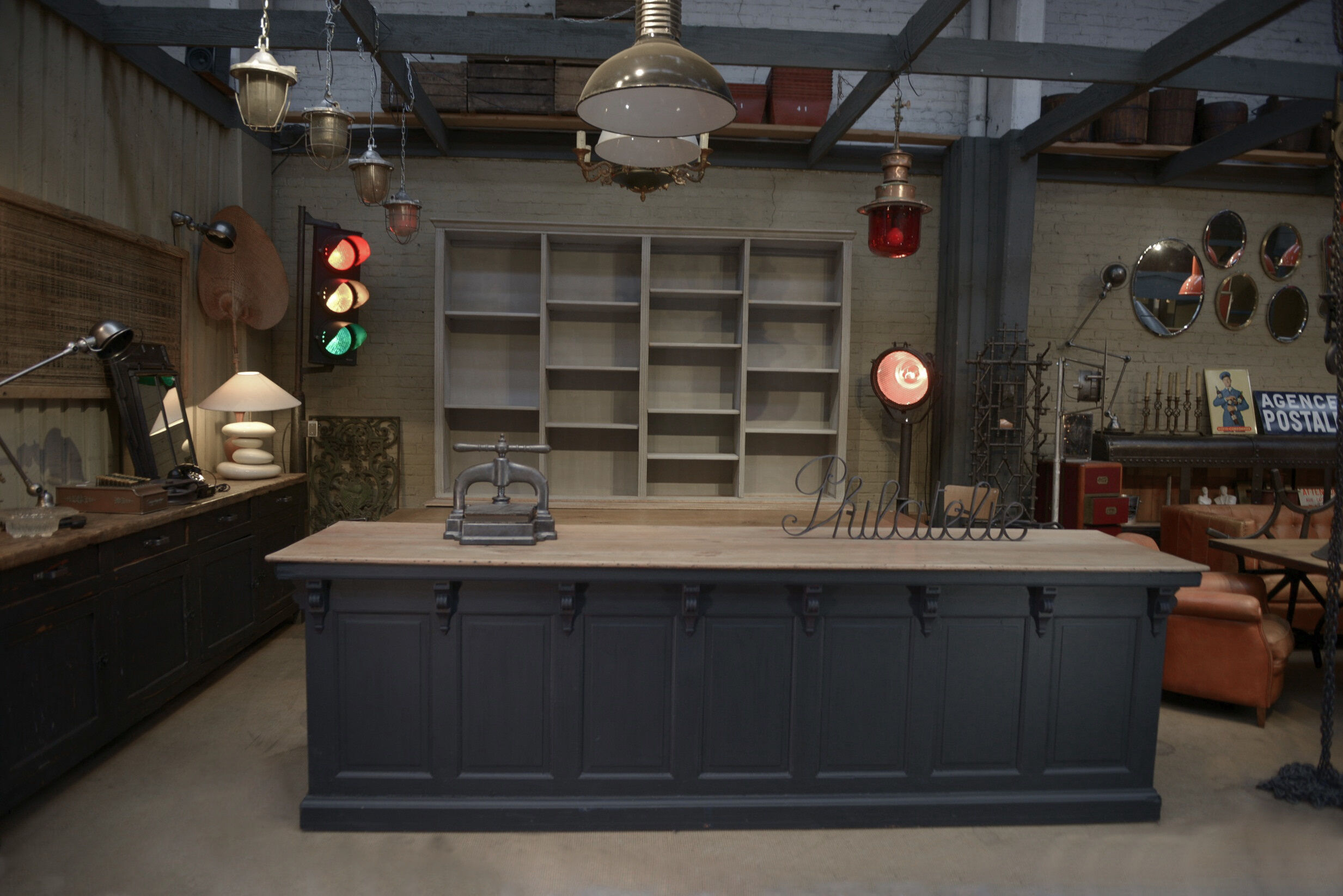 Comptoir with commercial drawers 1930