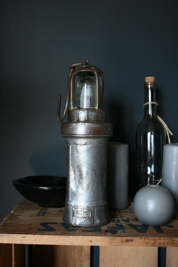 Lampe de mineur en métal