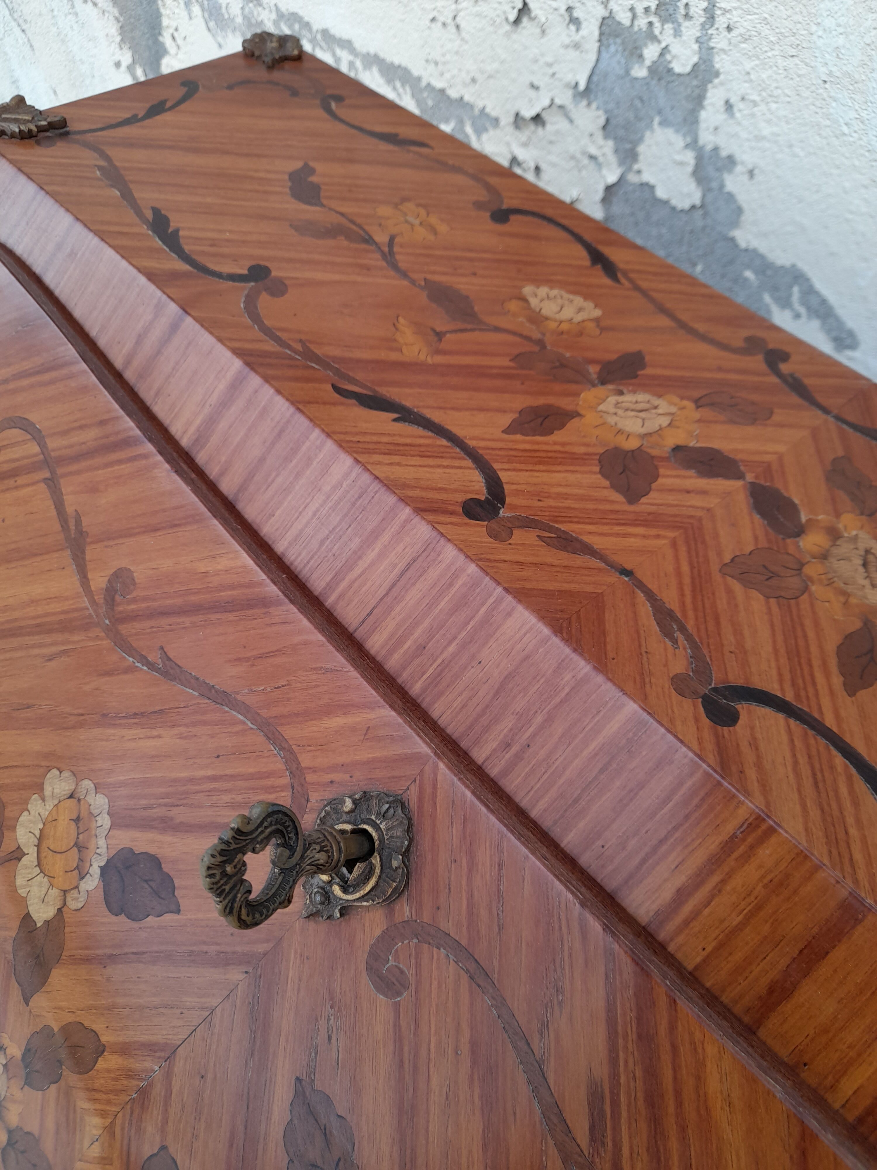 Writing desk back to donkey style Louis XV in rosewood