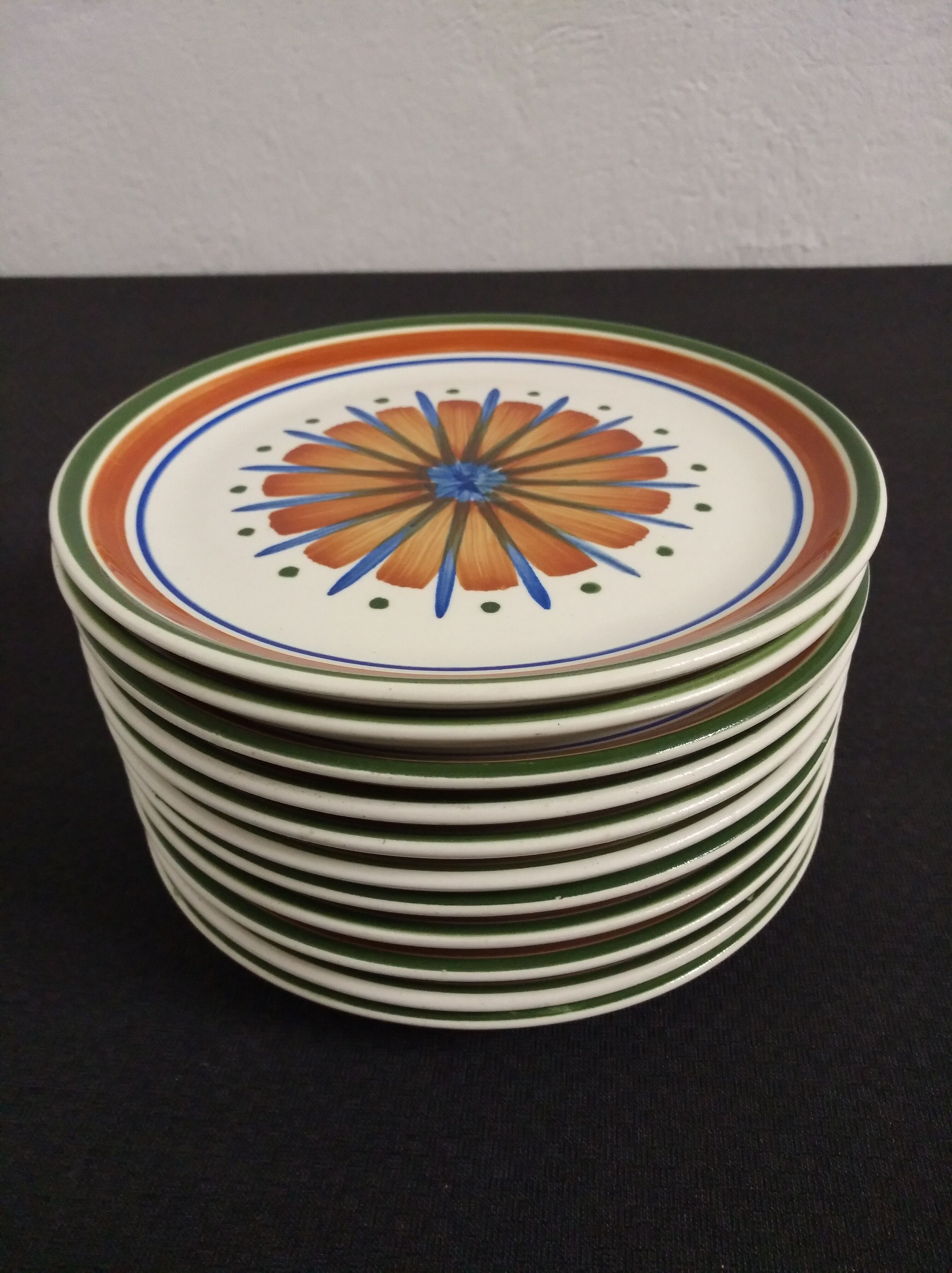Set of 11 Longchamp dessert plates
