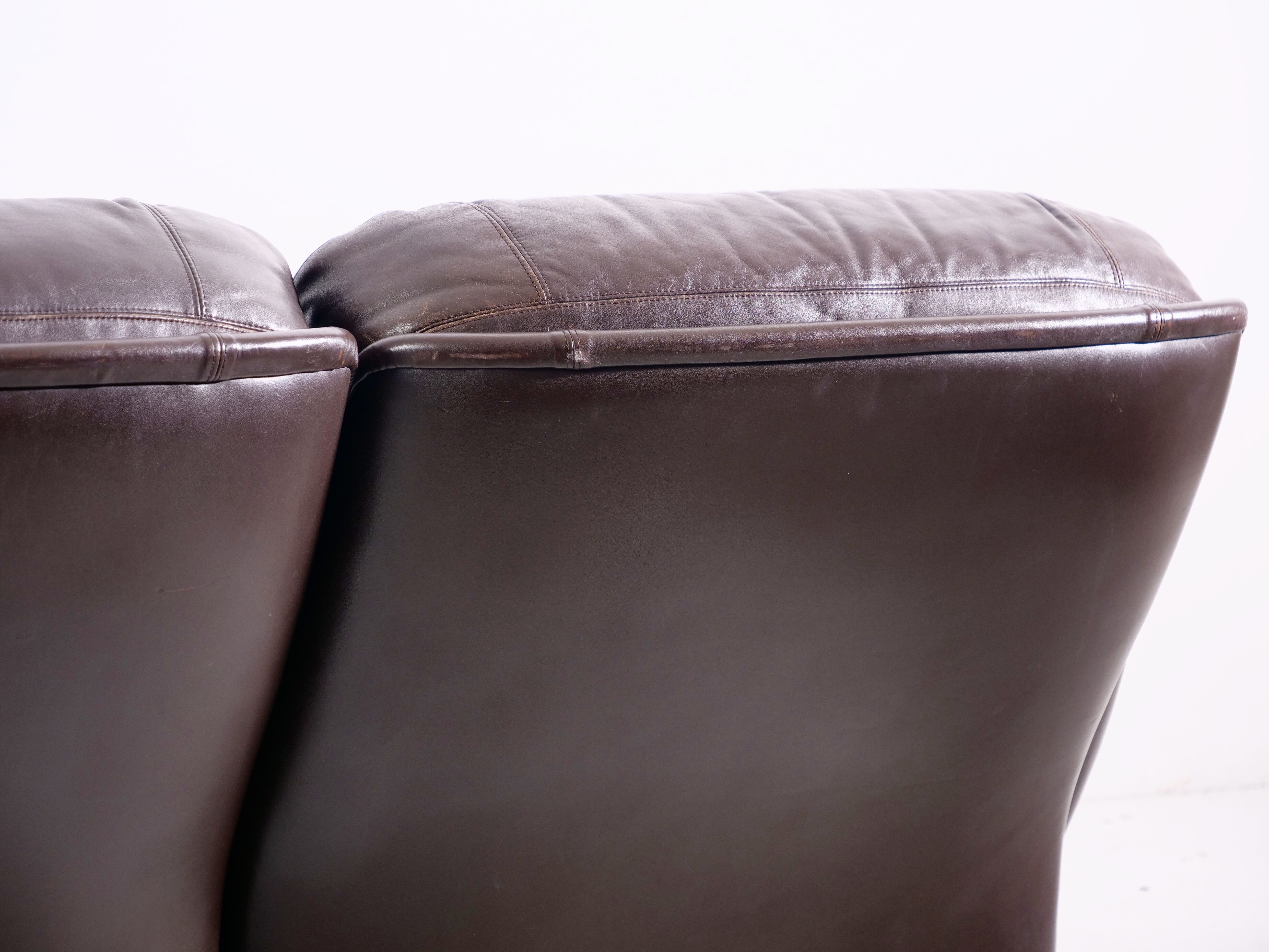 Modular leather sofa by michel cadestin for airborne