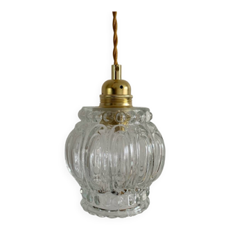 Lamp with vintage globe in transparent molded glass