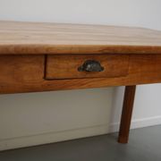 Table à manger de ferme française en cerisier antique, 19e siècle