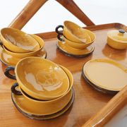 Vaisselle en porcelaine ocre de Roger Mourre pour Dieulefit, France années 1950