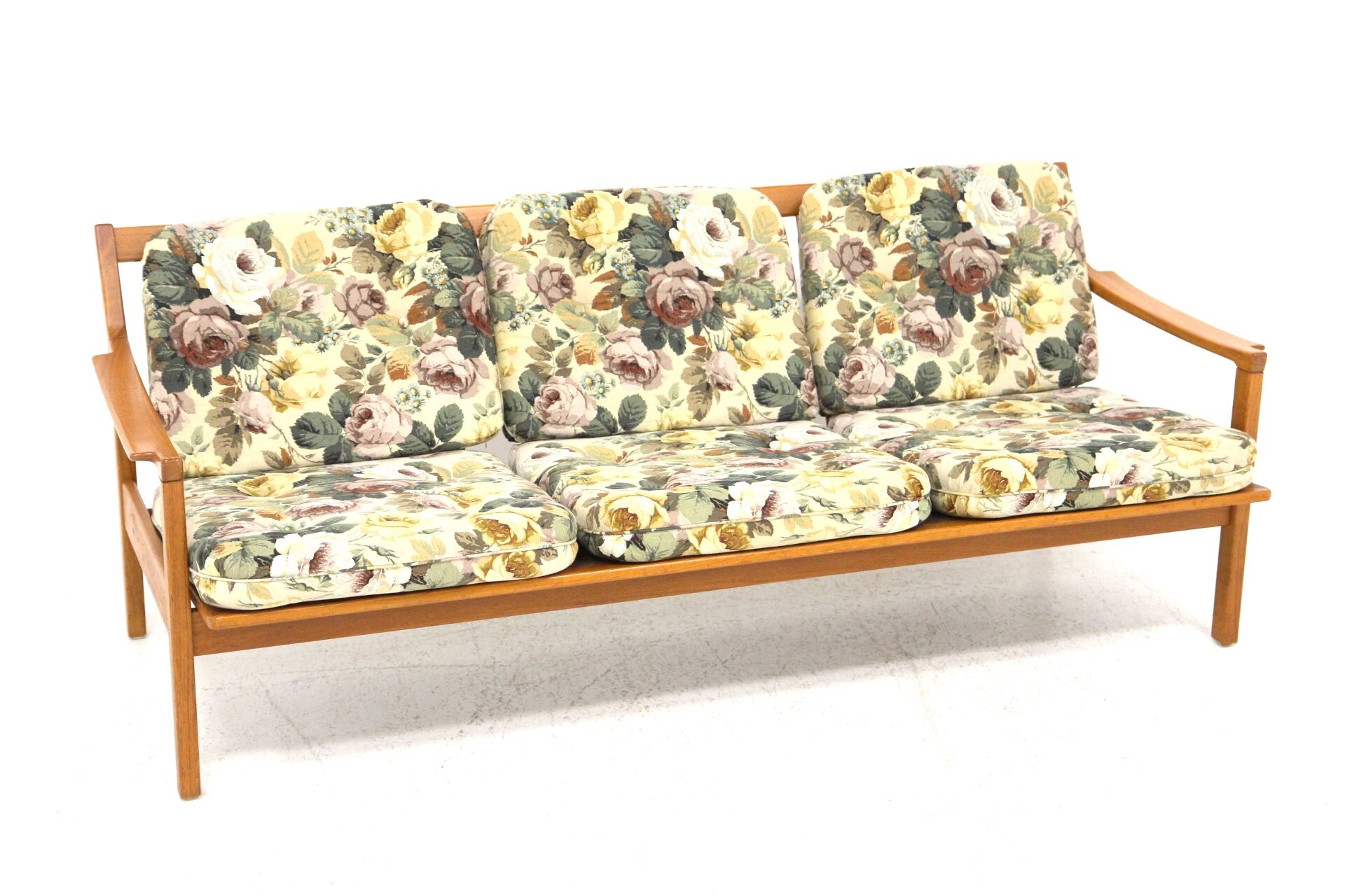 Floral sofa "Tibro" Erik Wørtz, Möbel-IKÉA, Sweden, 1960