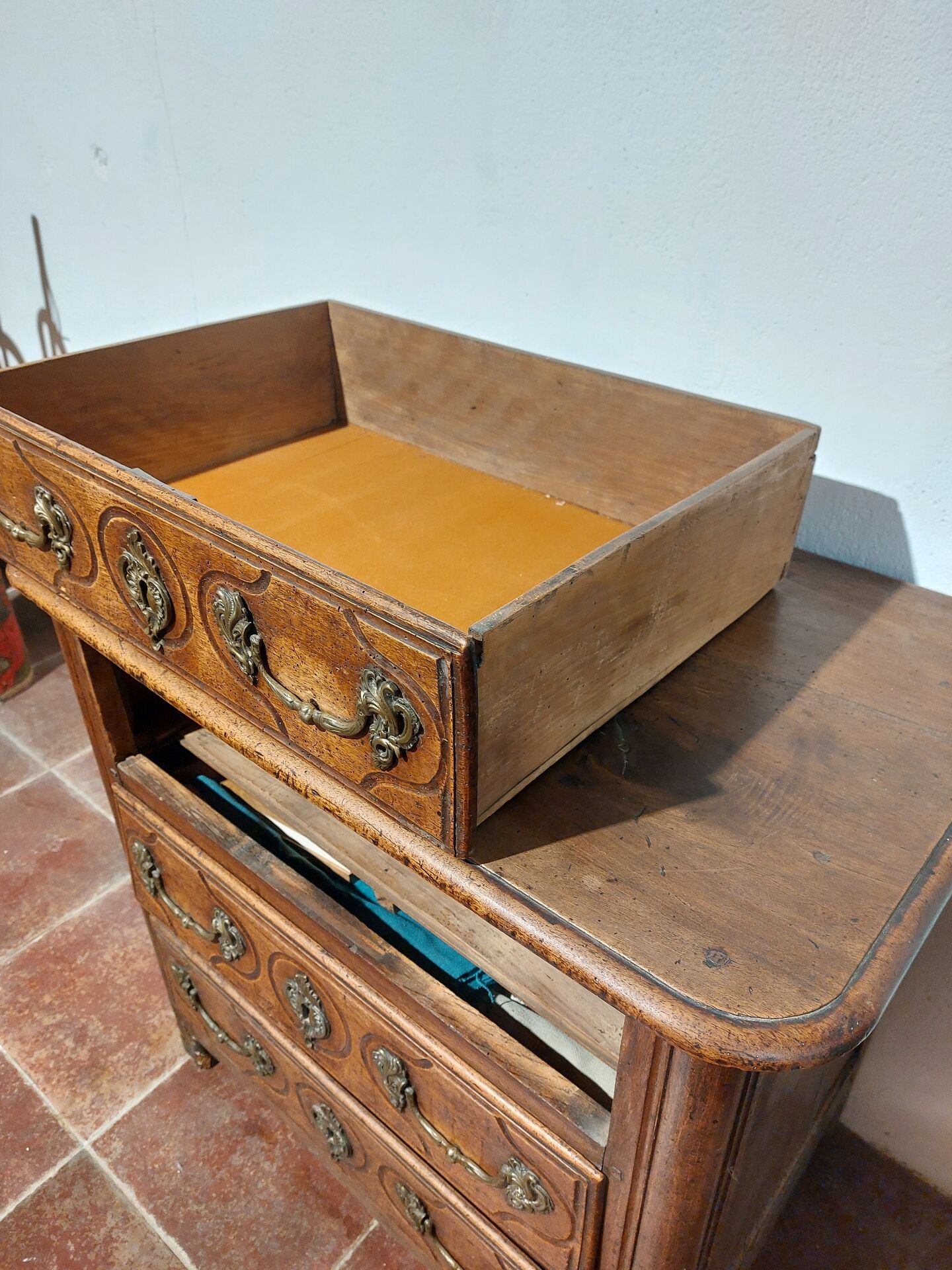 Small Louis XIV period chest of drawers in its original condition.