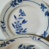 set of 7 Creil and Montereau flat plates,