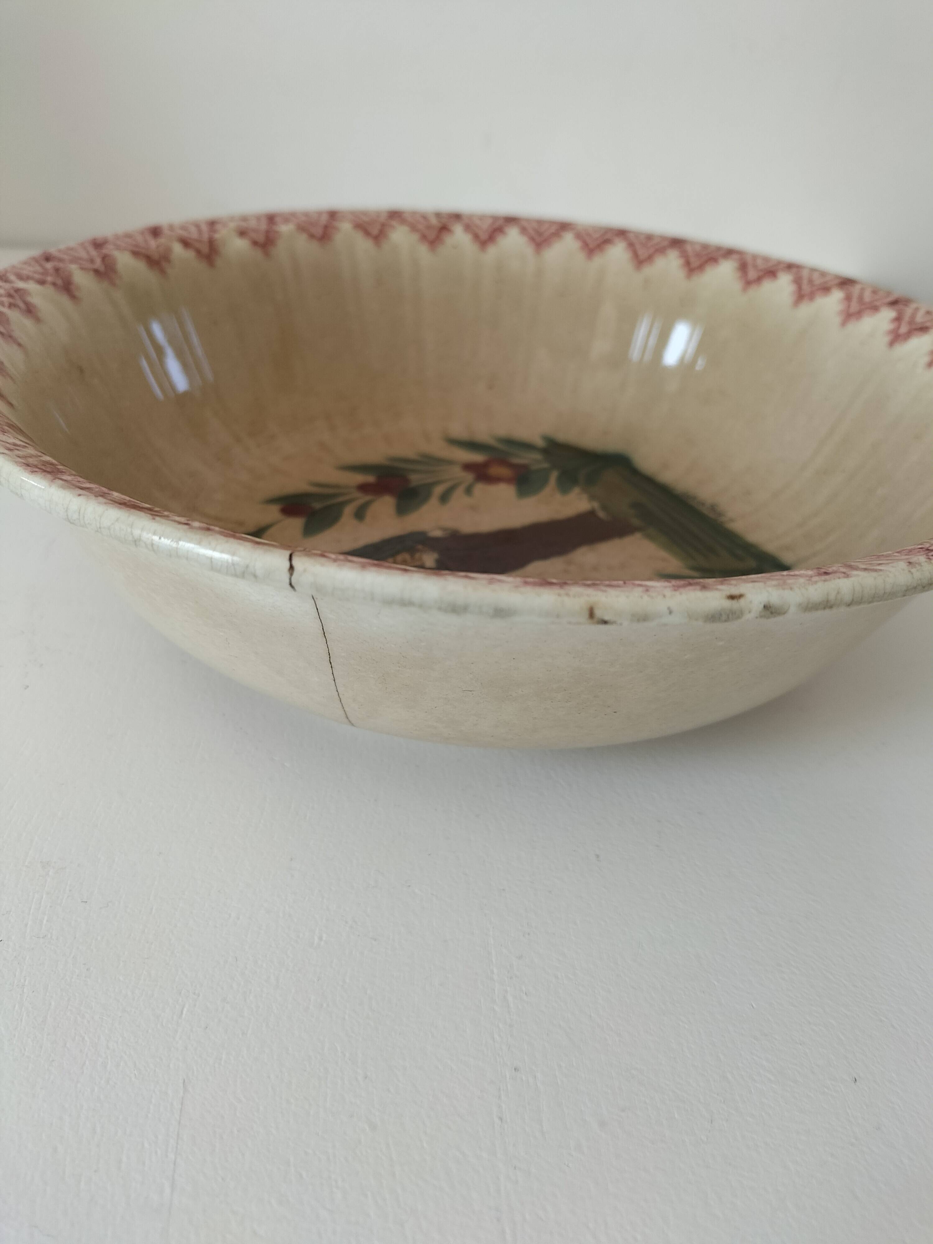 Old regional dish HB & Cie iron earth
