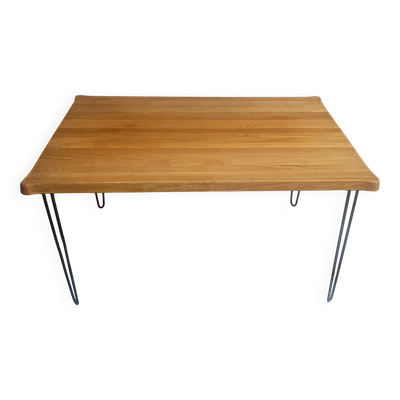 Table à manger danoise avec des pieds en épingle à cheveux