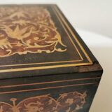 Inmemarked cigarette box