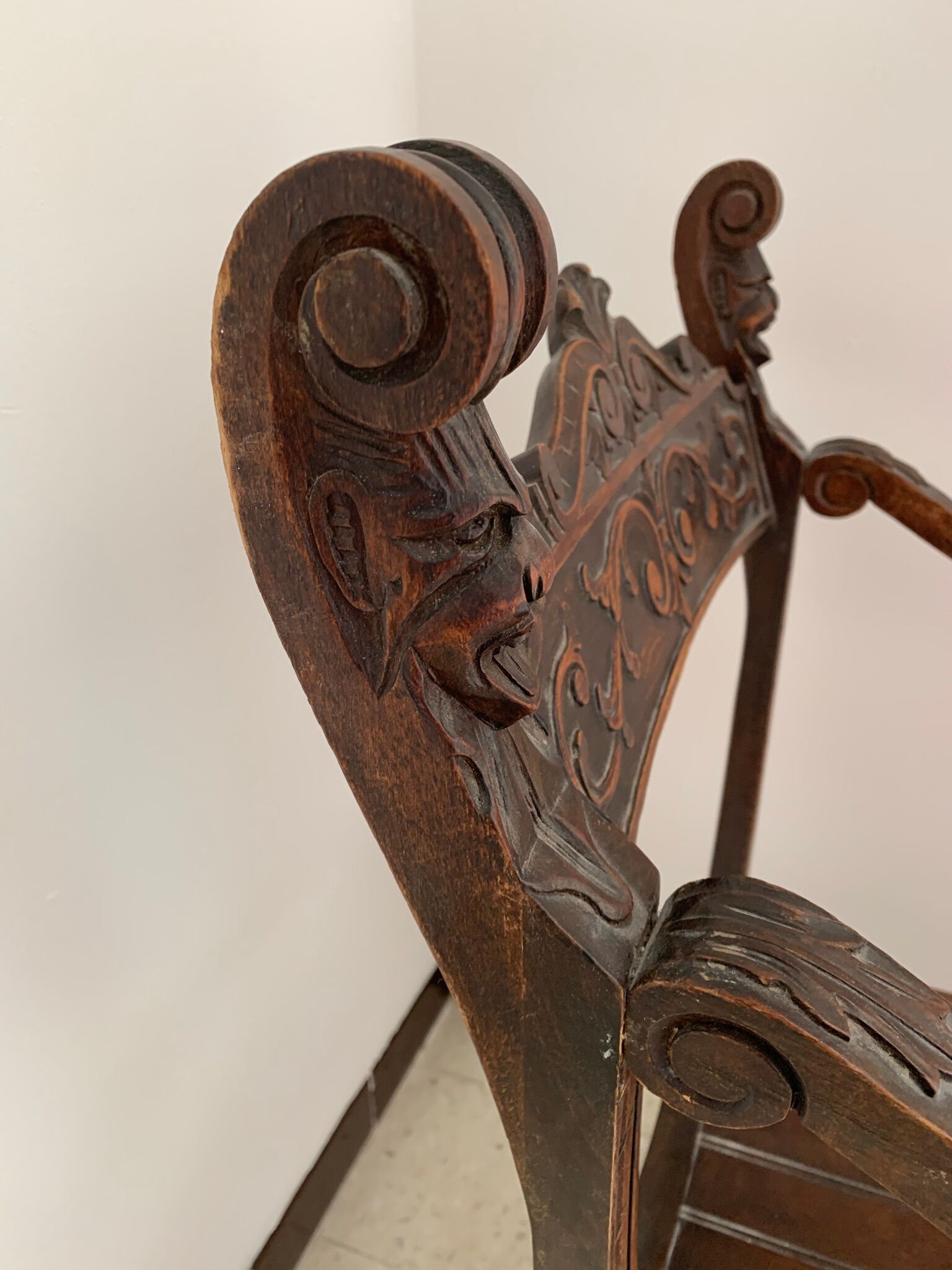 Dagobert armchair