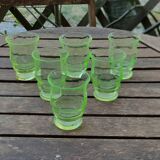 6 glasses of uralegrass liqueur