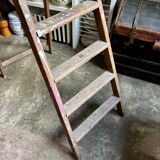 Dark wood 5-step stool