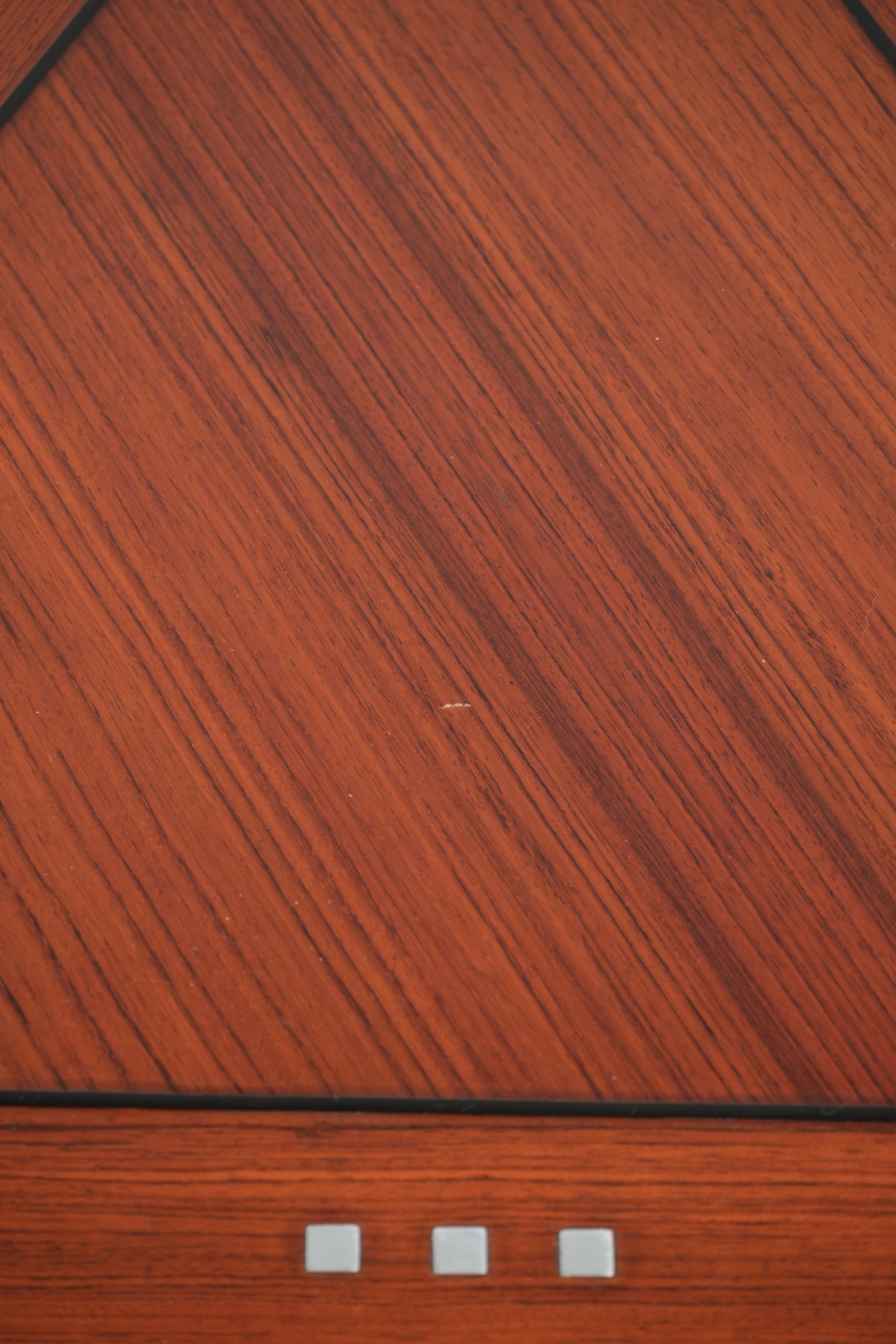 Table d'appoint, café Art Déco de forme triangulaire