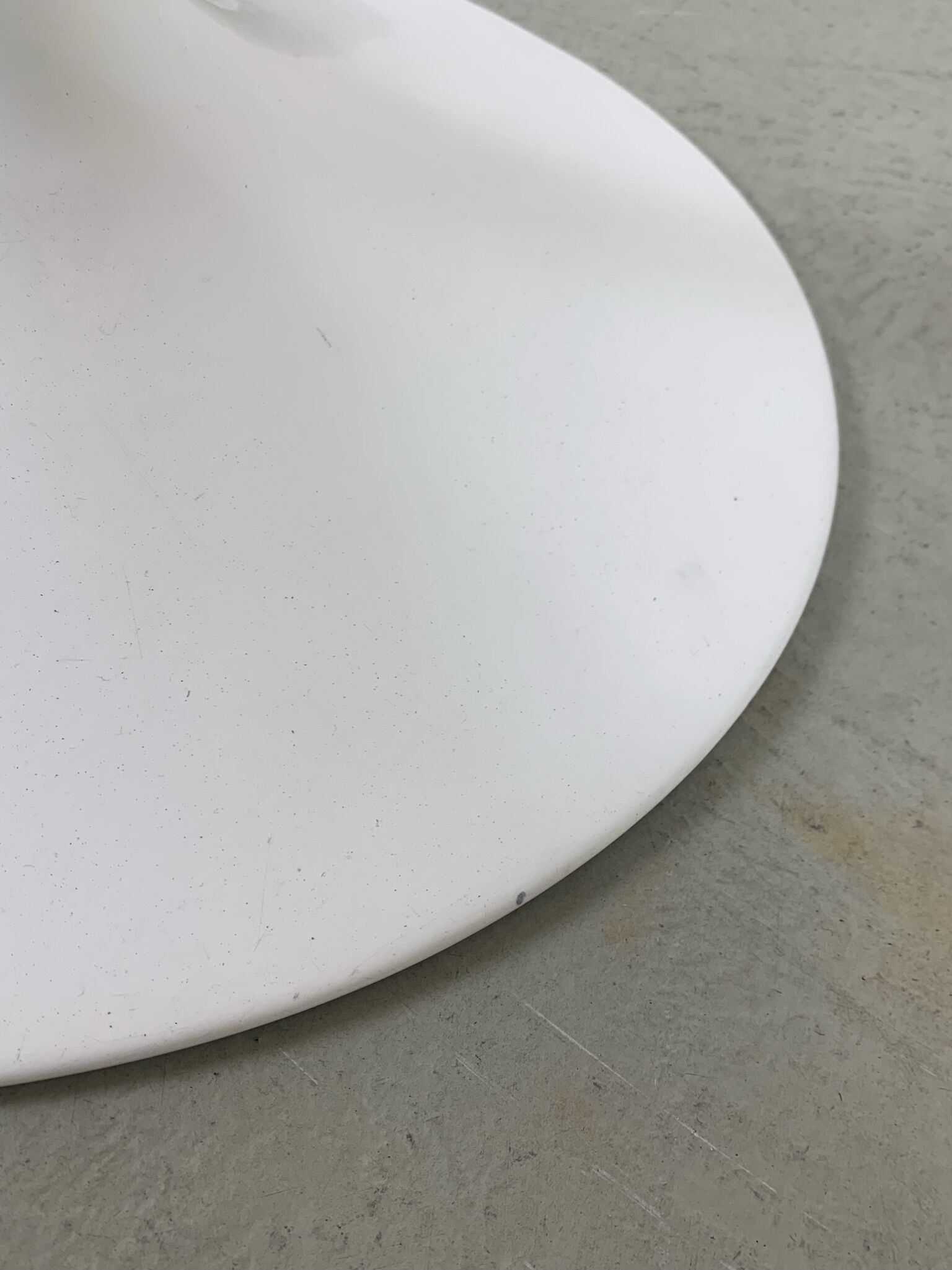 Eero Saarinen Tulip Dining Set with Swifel Chairs for Knoll International 1960s