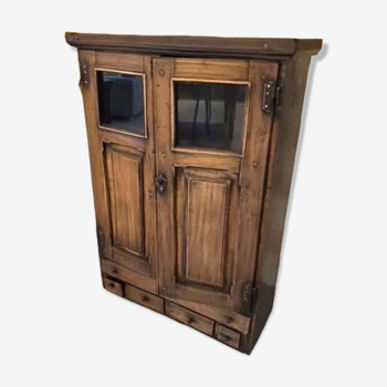 Oak cabinet with partly glass doors