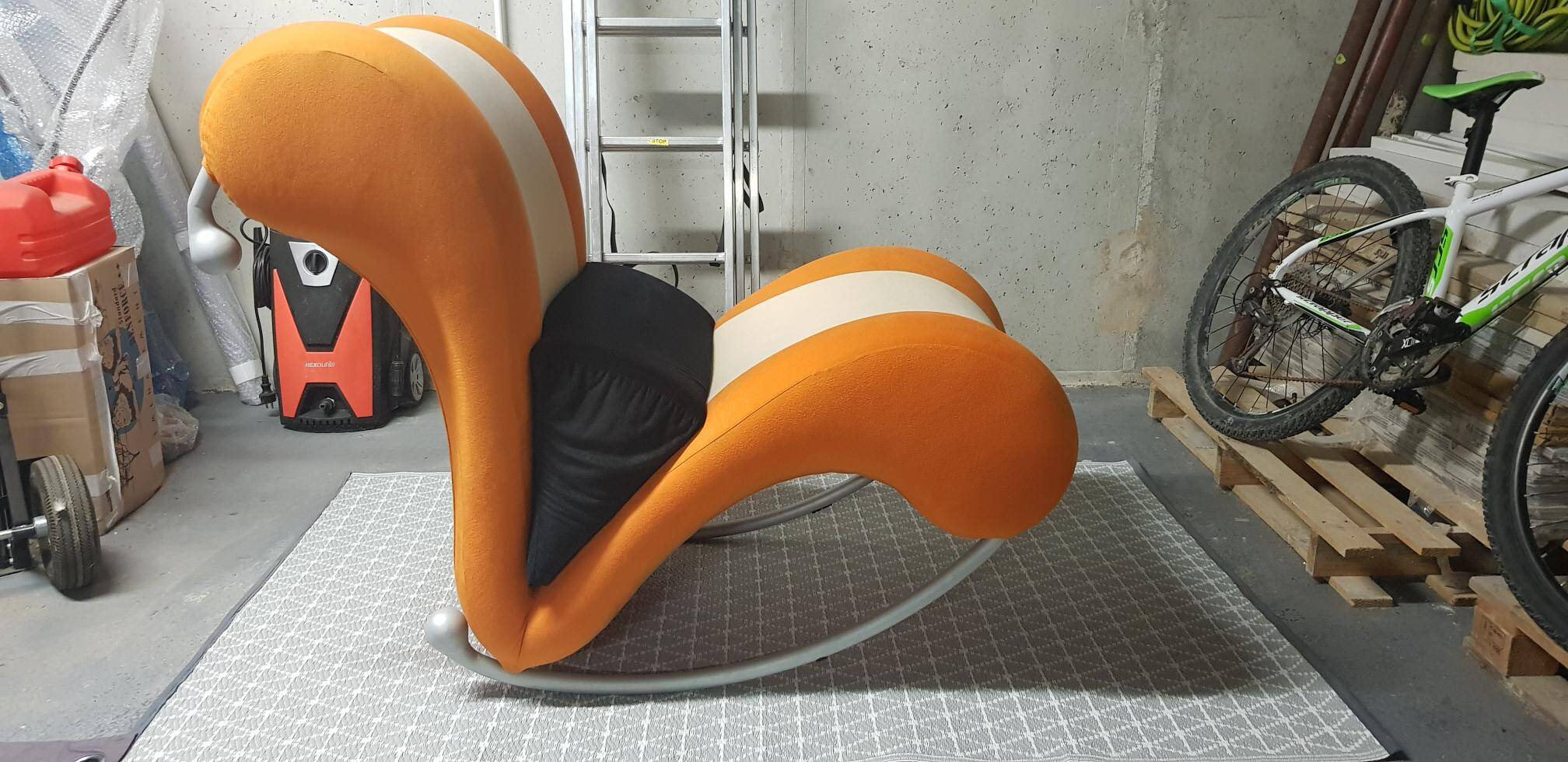 Baleri rocking chair