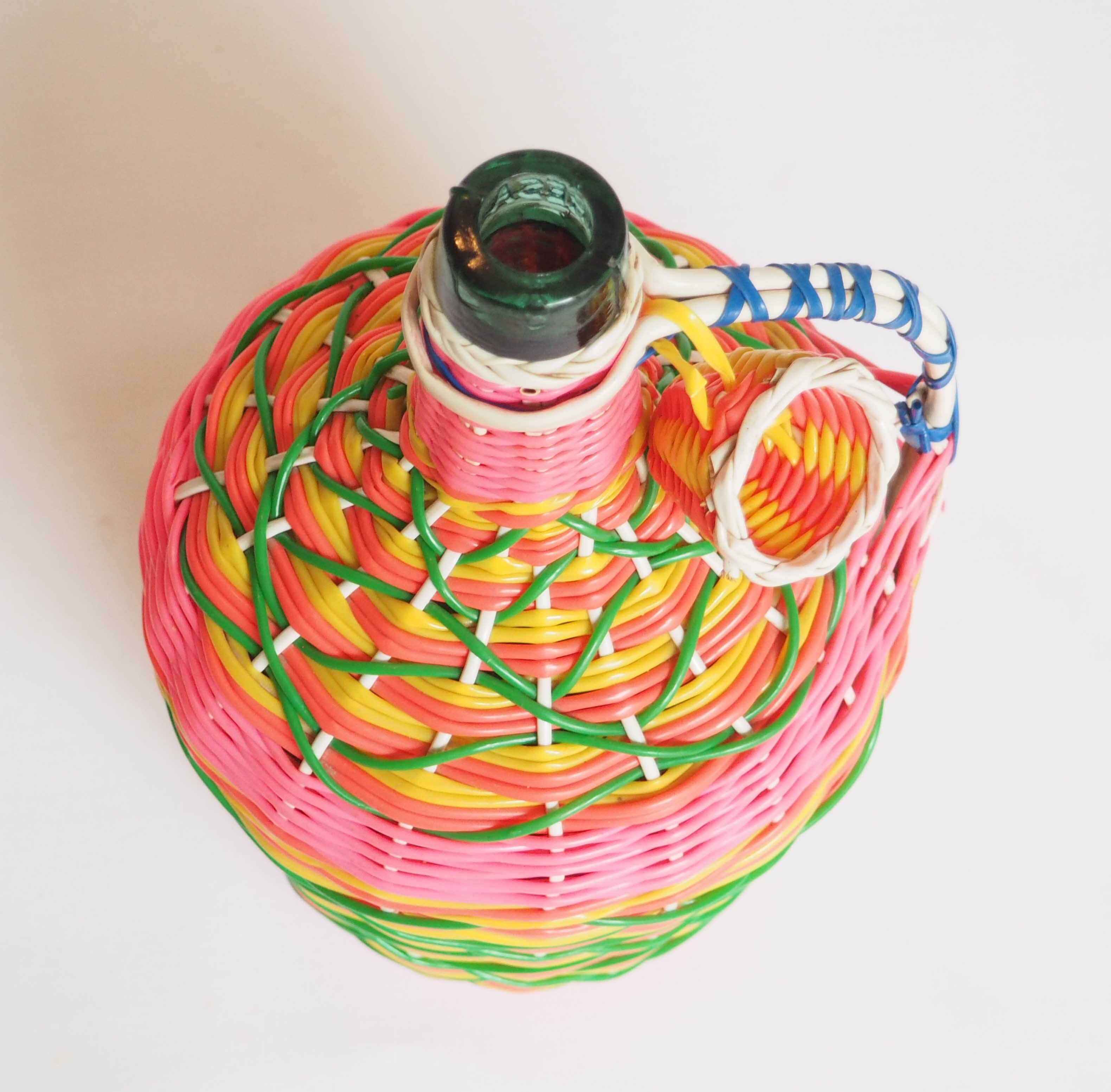 Multicolored scoubidou bottle