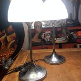 Set of 2 vintage tulip foot lamps