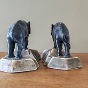 Paire de serres livres art déco en plâtre