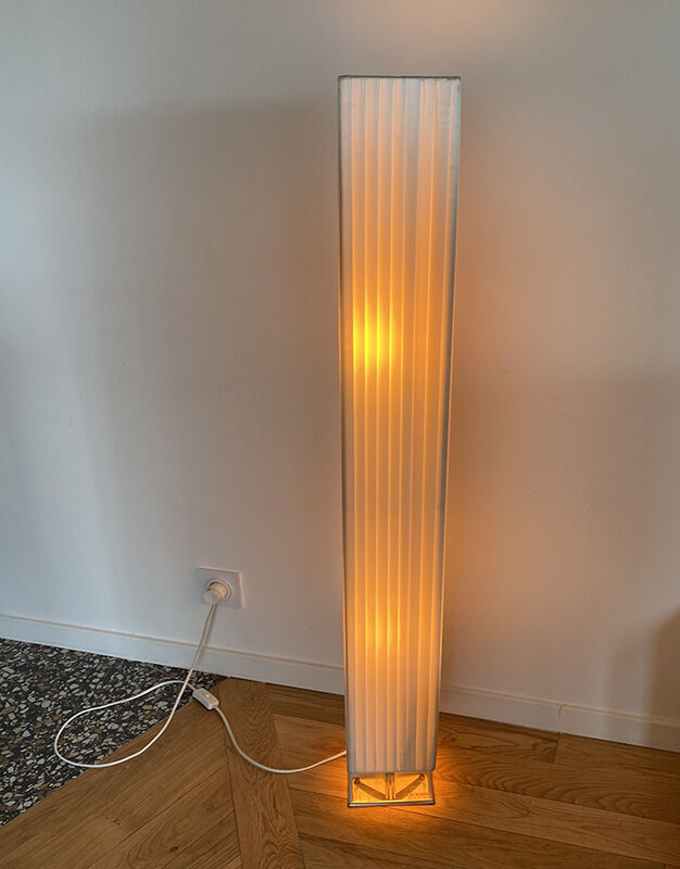 Kare designer floor lamp