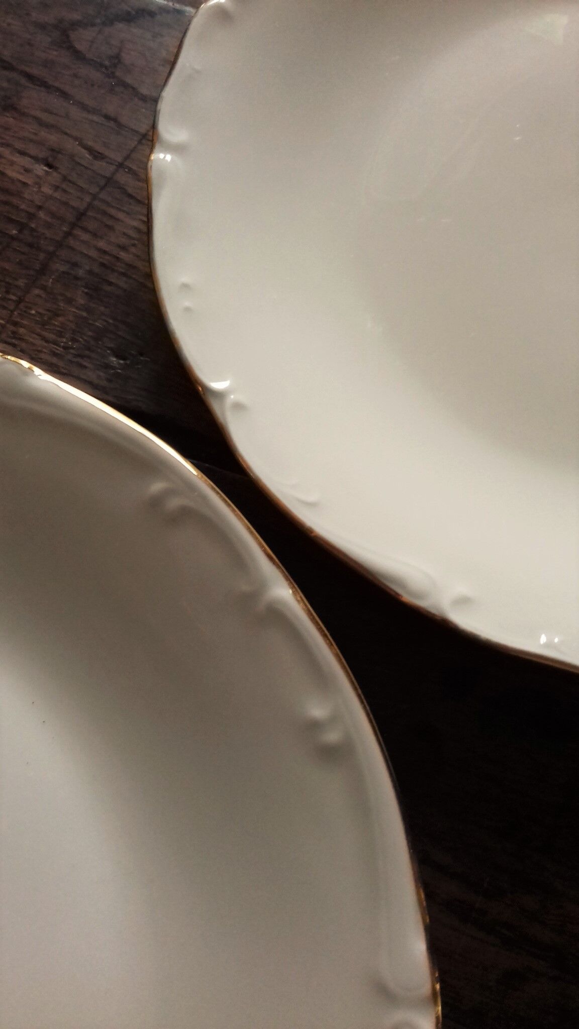 Lot 6 assiettes creuses avec plat rond porcelaine blanche dorure Sologne Lamotte