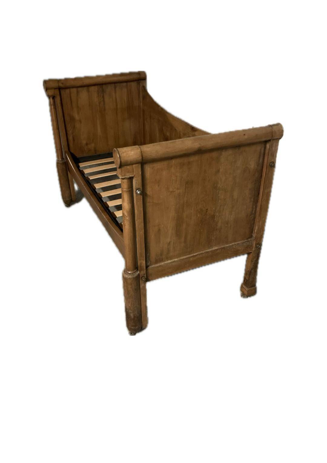 Empire style bench seat