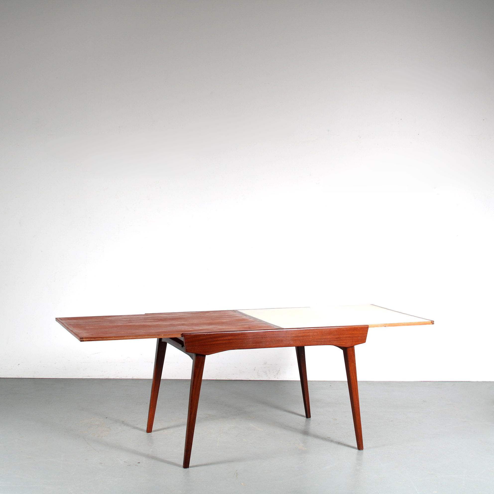 1950s Extendible dining table from the Netherlands