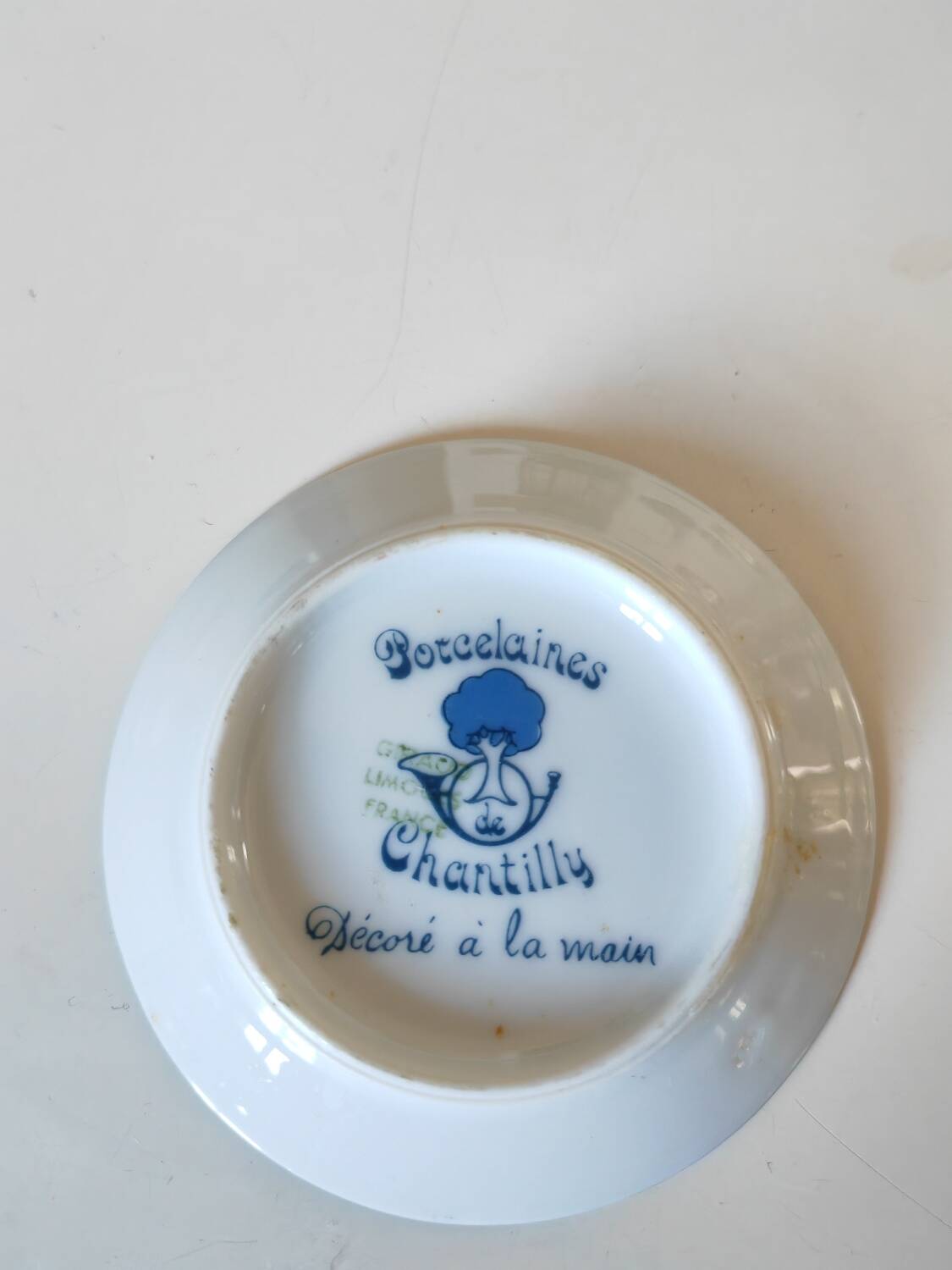 Chantilly bowl