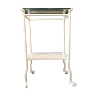 Service/ pedestal table