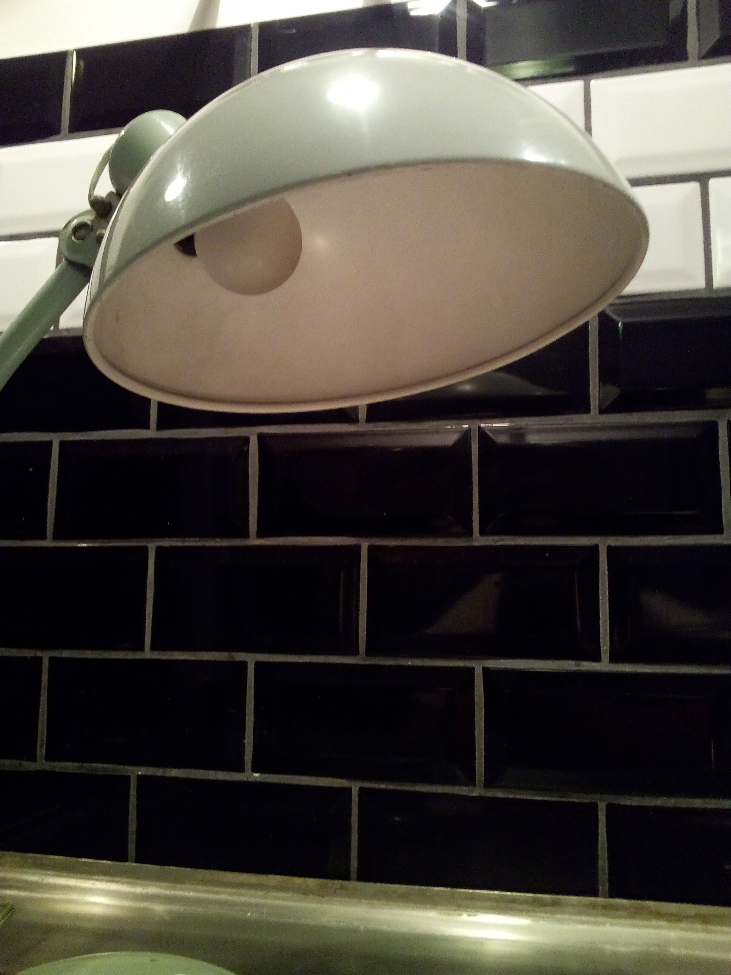 Lamp metal, pastel green