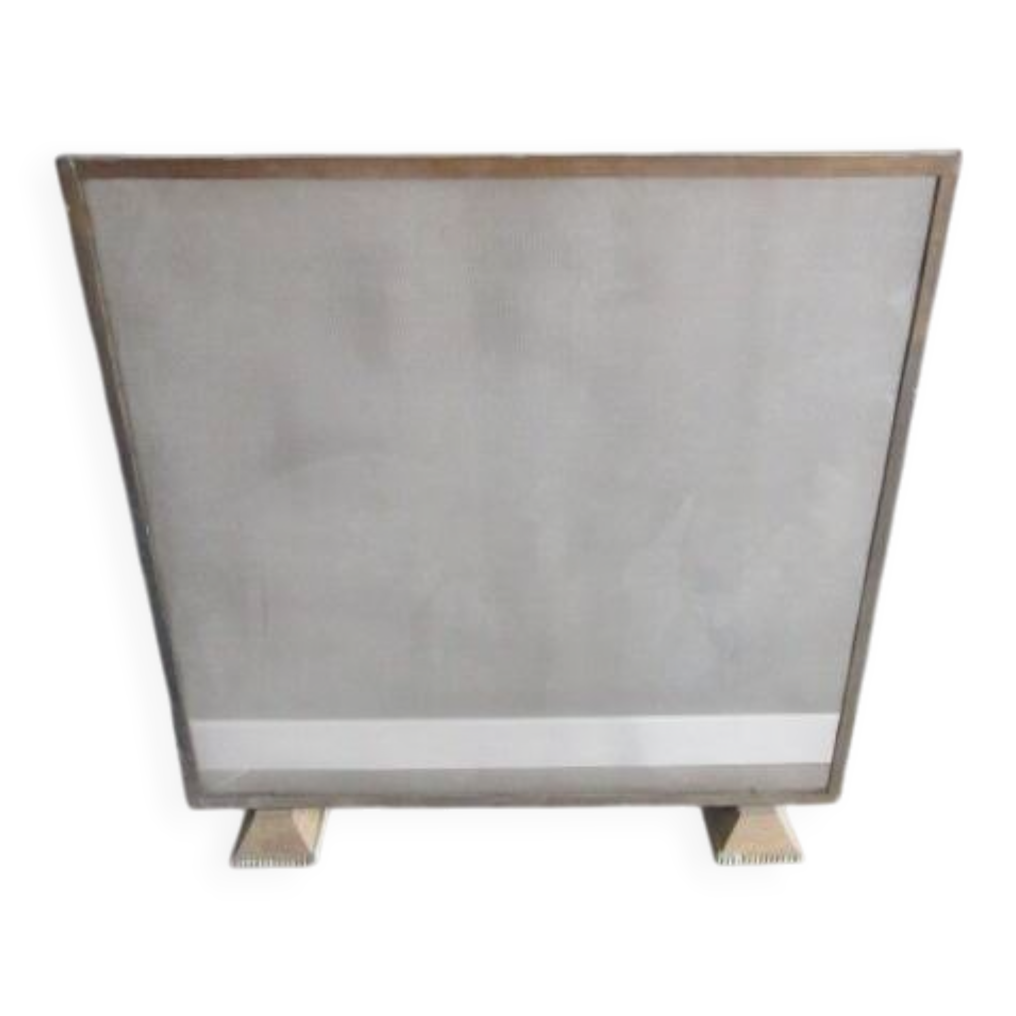 Antique gold metal firewall