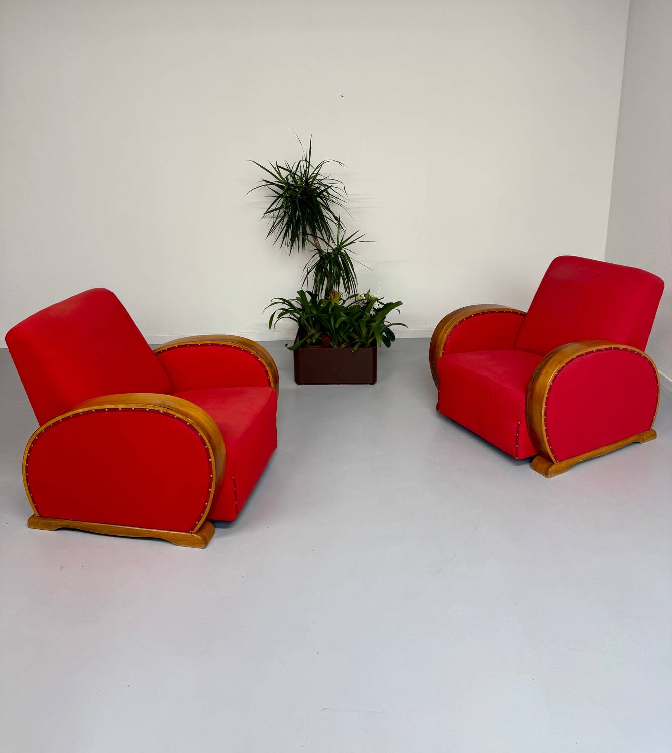 2 anciens fauteuils club art déco années 30 structure bois courbé