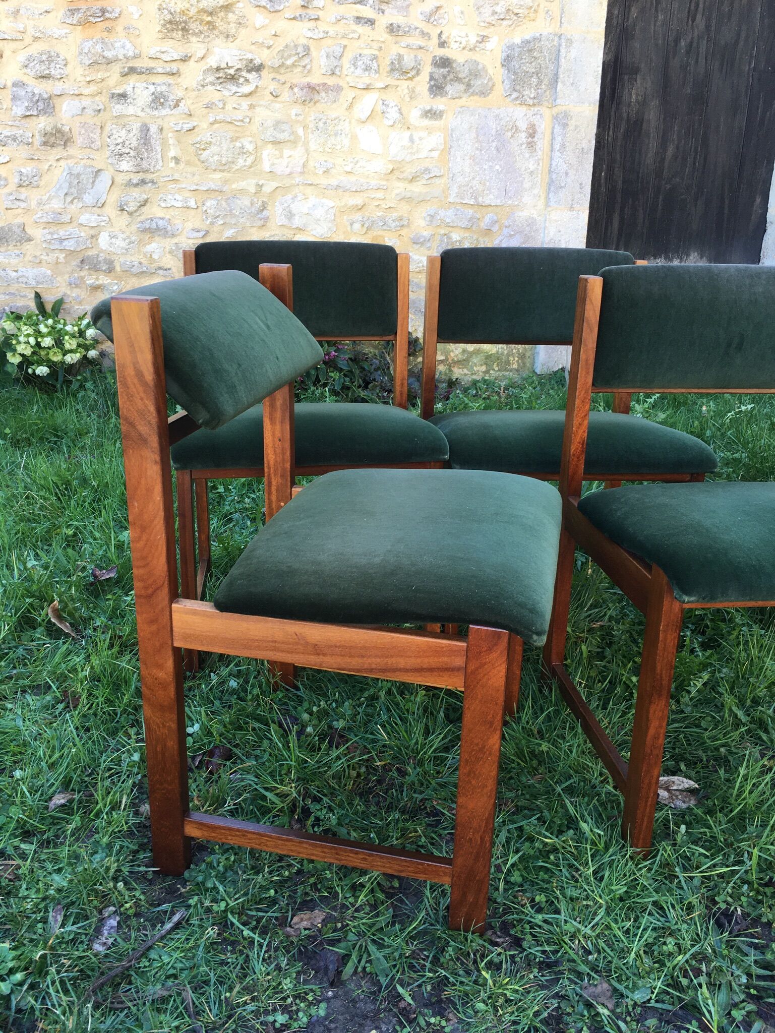 Four chairs with swivel back