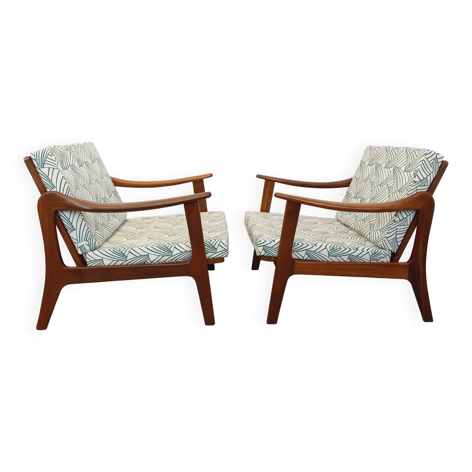 Pair of vintage Scandinavian Arne Wahl Iversen armchairs for Komfort teak