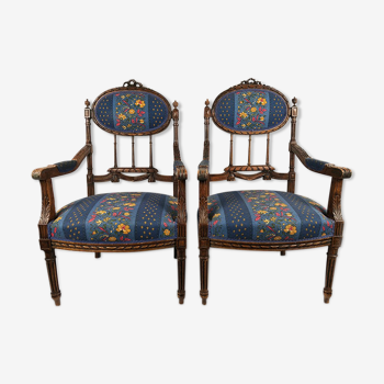 Paire de fauteuils de style Louis XVI 1900