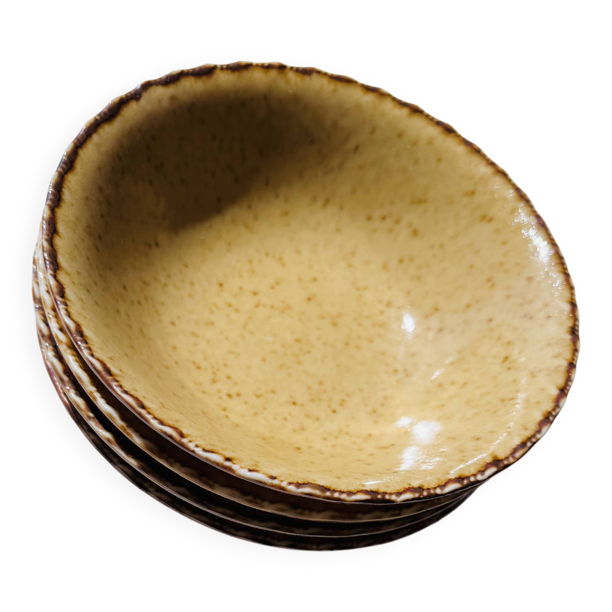 Set of 4 sand ceramic bowls