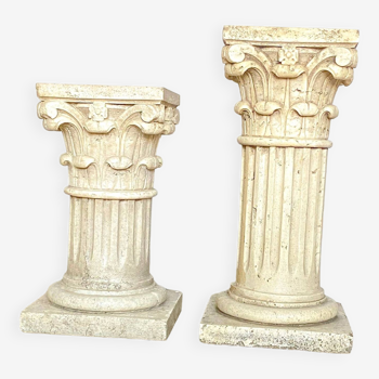 Paire de colonnes, chapiteaux de style corinthien en travertin, italie années 1940