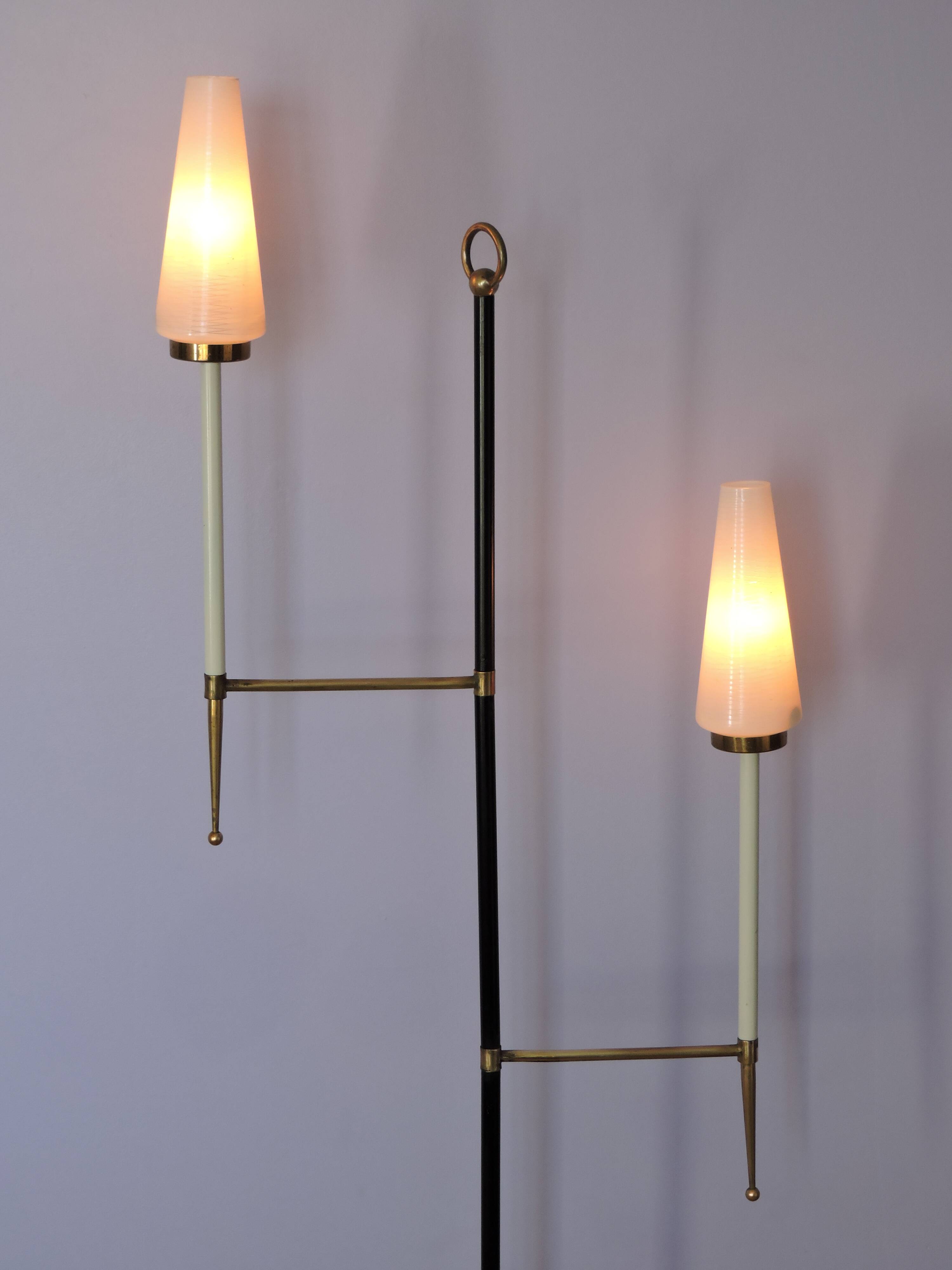 Minimalist arlus floor lamp