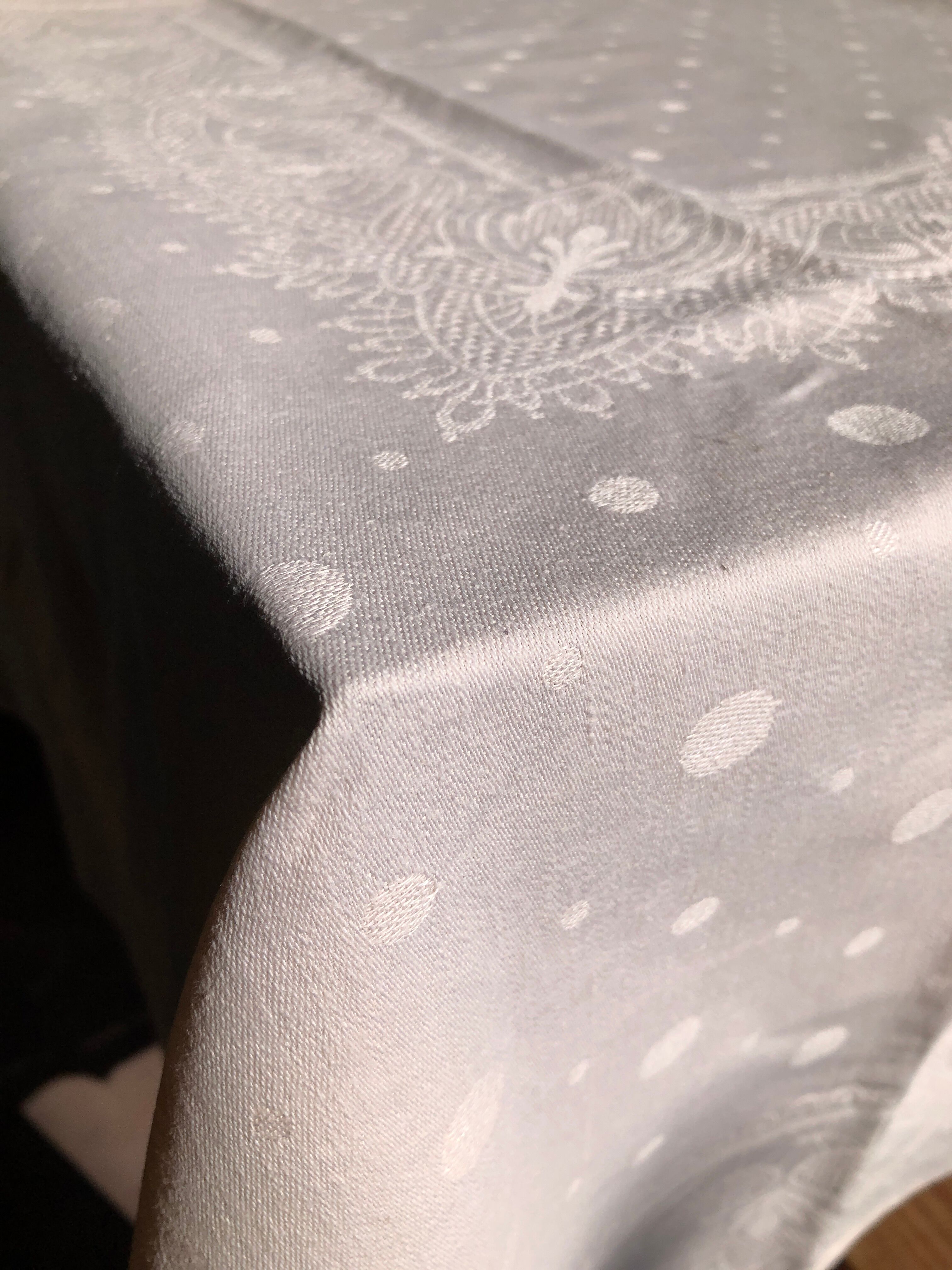 Nappe ancienne en damassée coton teintée en rose thé