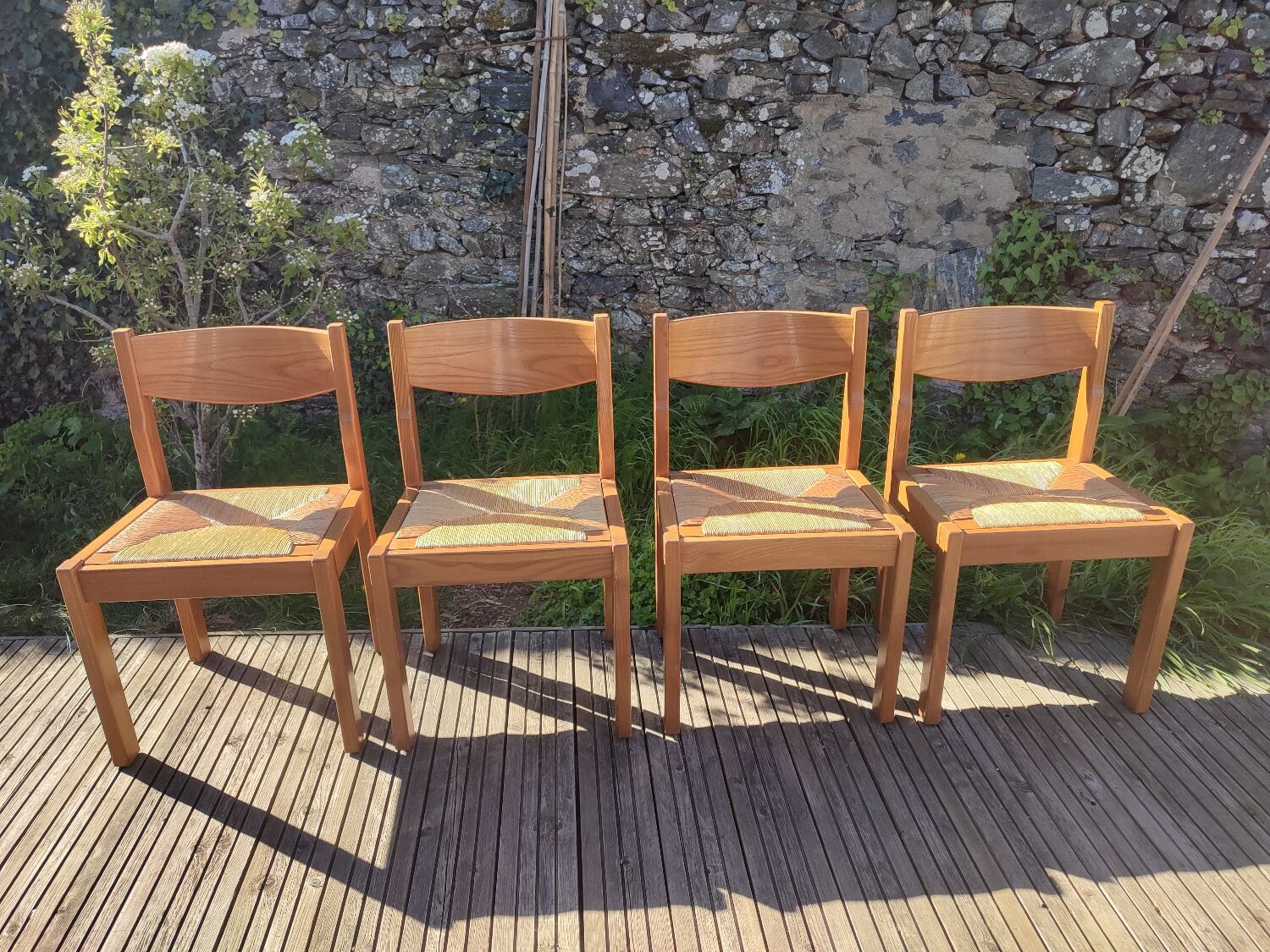 Chaise paille et orme maison regain