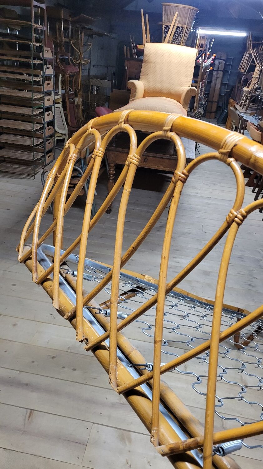 Vintage rattan basket sofa bed - 1950s