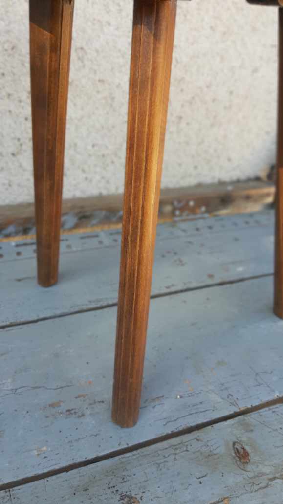 Tabouret tripode vintage en bois