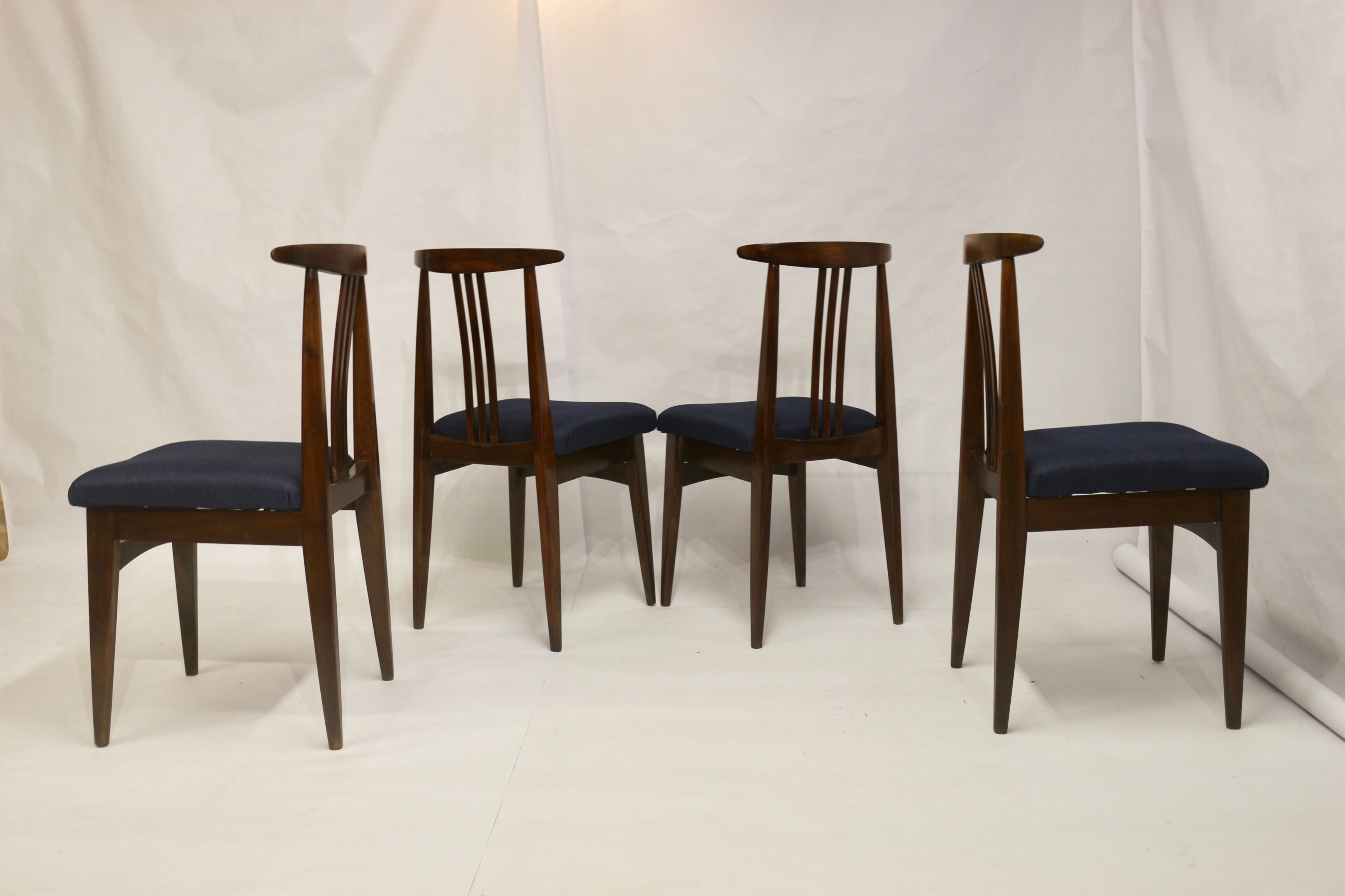 Set of 4 chairs from the 60s/70s, M. Zieliński type 200/100B. Ref Macha