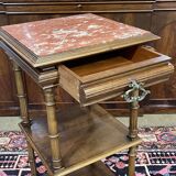 Guéridon Henri II en noyer et dessus marbre début XXème