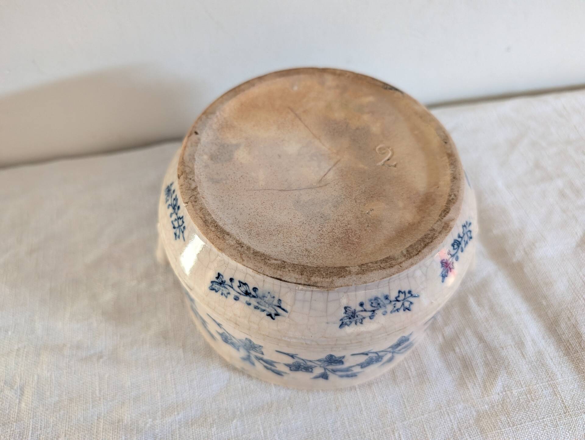 Cache-pot , vide poche en faïence vers 1900