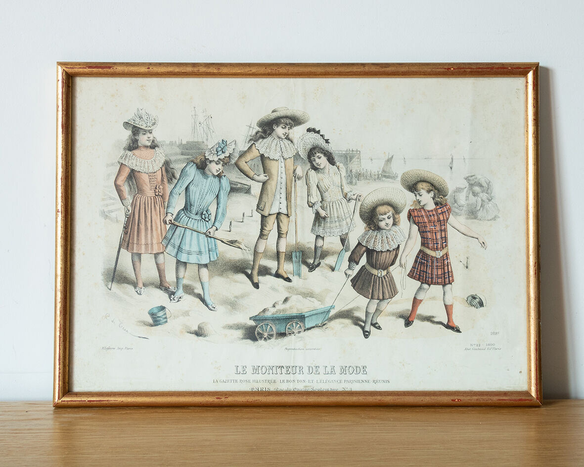 Fashion Engraving - The Beach