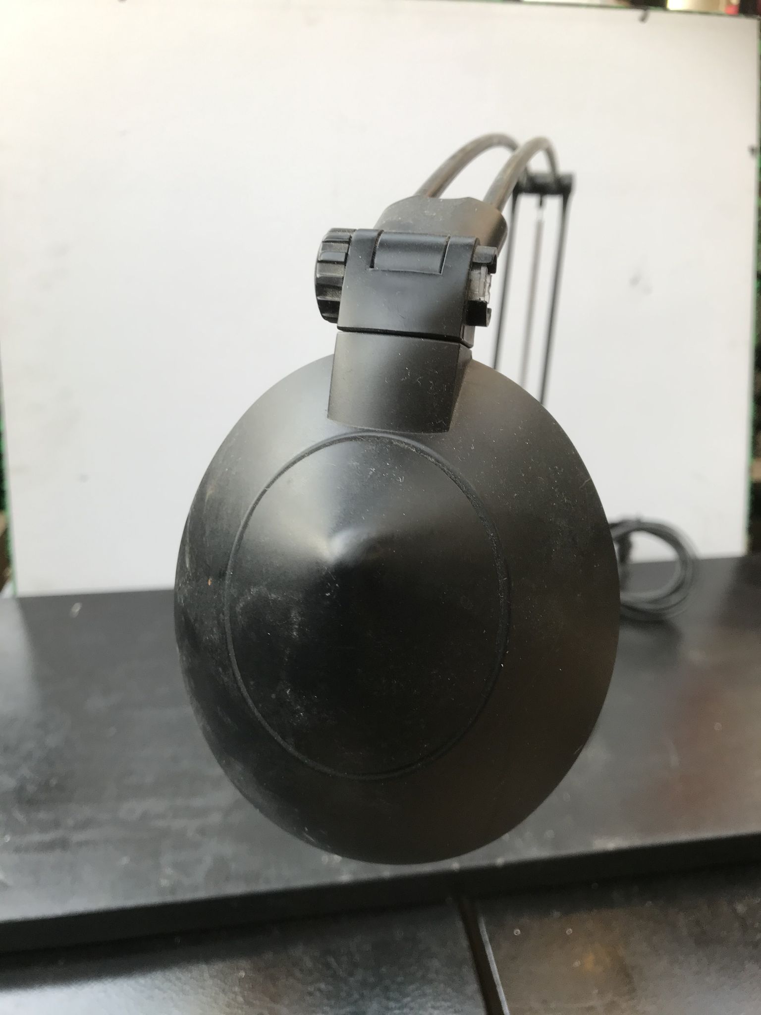 Lampe de bureau Manade model ixel 2 design Philippe Stephant noir vintage