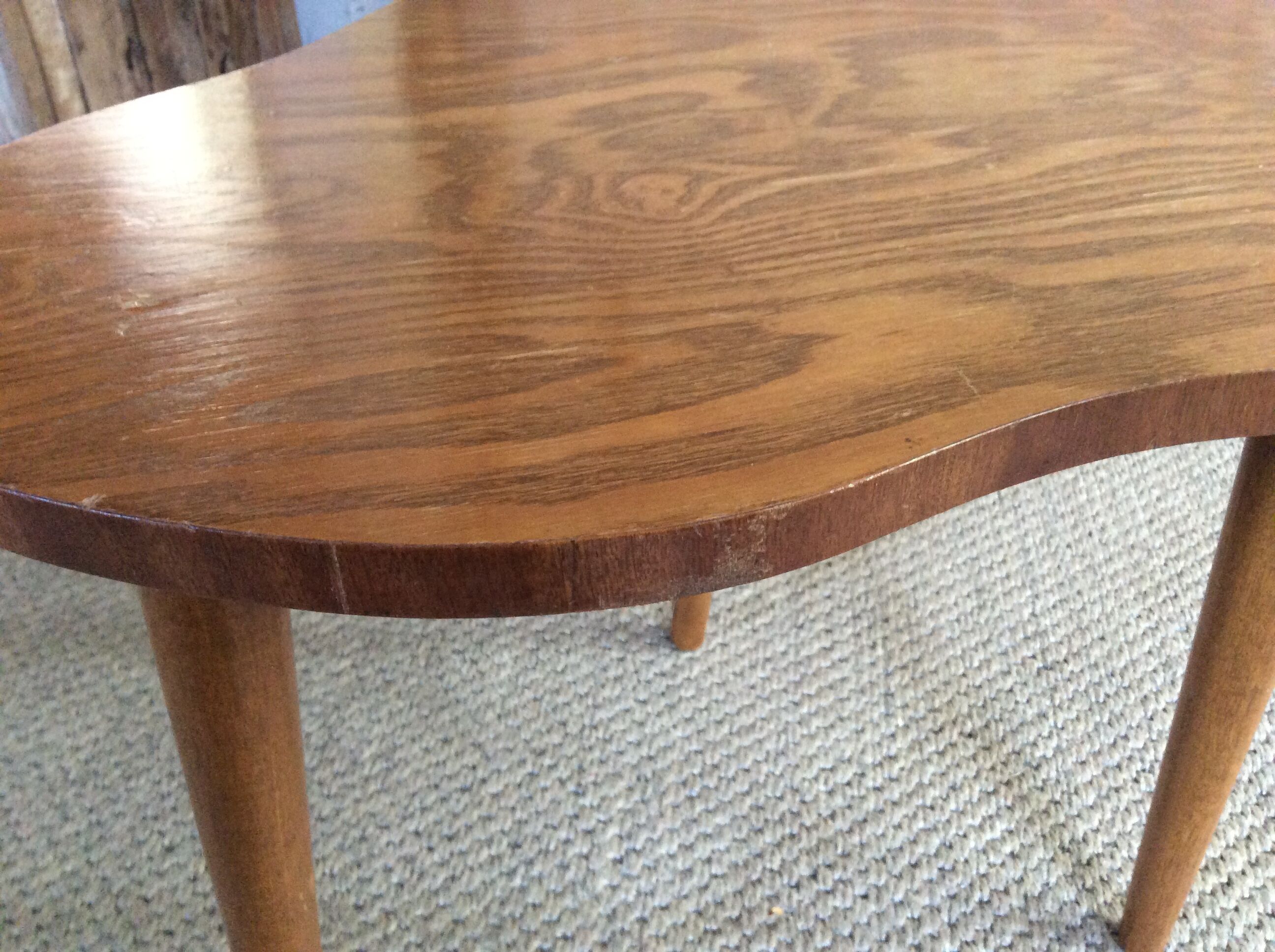Side table pallet shape